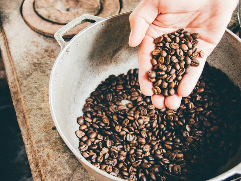 Cafeaua și modul ei de preparare: Tehnici și secrete pentru o băutură perfectă