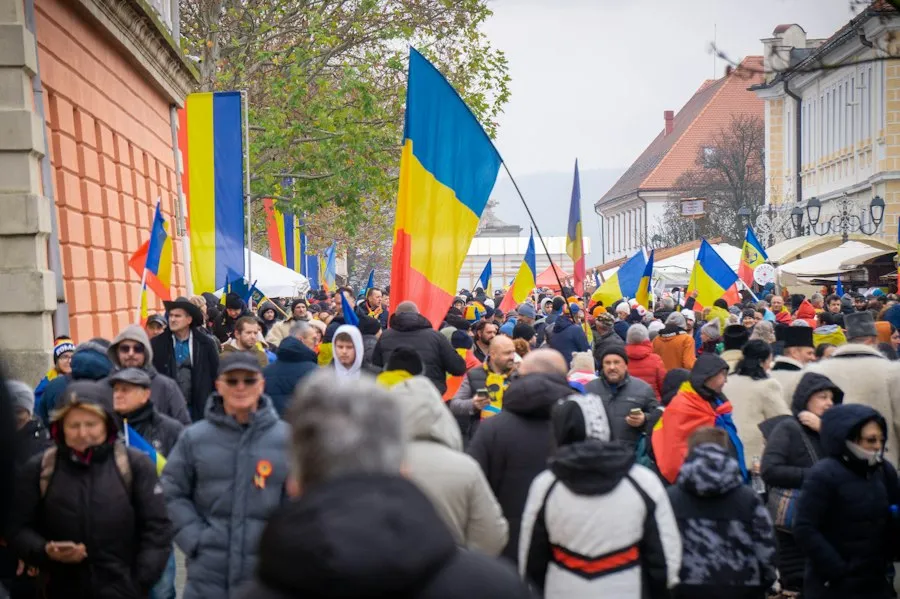 Photo diaspora connection homeland Romania